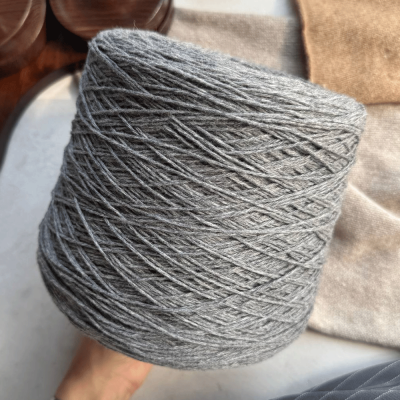 Бобина Supergeelong New25 (100% меринос суперджилонг) (9334, Серый голубь 300 м.)