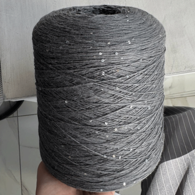 Бобина Micromerinos (95% меринос, 5% пайетки), 650 м. (W 506 Antracyte, Антрацит)