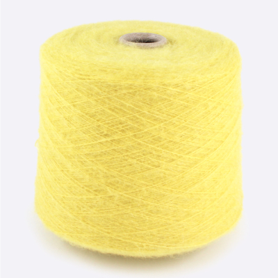 Бобина KIDSILK (70% кидмохер, 30% шелк), 900 м. (P-100, Лимонный)