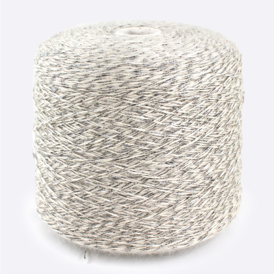 Бобина Kidnet (80% кидмохер, 13% люрекс, 7% Па), 290 м. (6057, Серебро)