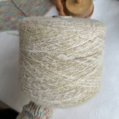 Бобина Soriano (45% беби альпака, 25% меринос, 30% Па), 375 м. (051, Лемонграсс)