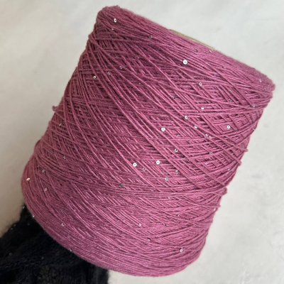 Бобина Cashmere Shine by Loro Piana (97% кашемир, 3% пайетки), 320 м. (64338, Ягода)