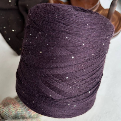 Бобина Kachinelli Merino (85% меринос, 4% хлопок, 11% пайетки), 300 м. (1158, Персия)