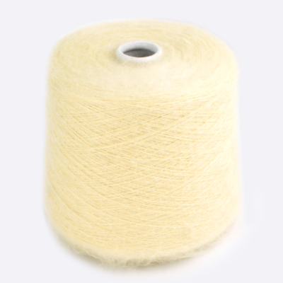 Бобина Silkid (70% кидмохер, 30% шелк), 850 м. (2452, Лимонный тарт)