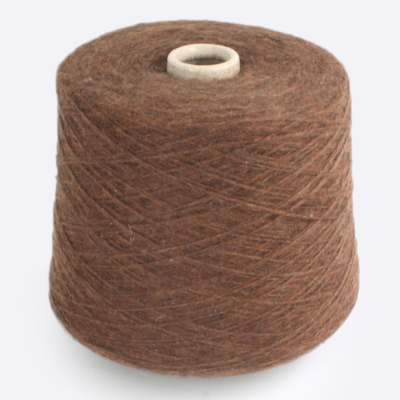 Бобина Nuvola (75% кашемир, 25% кидмохер), 430 м (1428, Мишка Тедди)