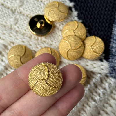 Пуговицы Sandra, Триоль, размер 36 (62492-36-1, Золото)