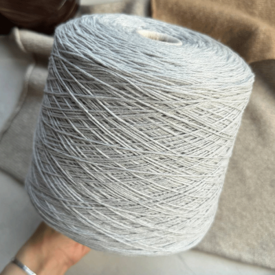 Бобина Supergeelong New25 (100% меринос суперджилонг) (8031, Зимнее небо 320 м.)