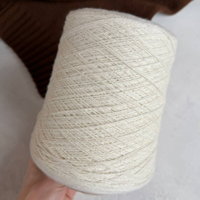 Бобина Cashmere 2/14 by Loro Piana (100% Кашемир), 700 м. (8010, Пломбир)