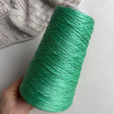 Бобина шелк Seta Shappe Lux Octopus (100% шелк), 1000 м. (1071, (Диор исурий)