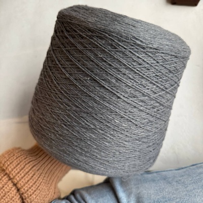 Бобина Zagor 2/14 (40% кашемир, 42% меринос, 18% шелк), 700 м. (4815, Никель)