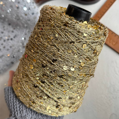 Бобина пайетки Reflex (30% хлопок, 50% пайетки, 20% люрекс), 230 м. (3531, Белое золото)