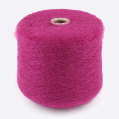 Бобина MoonLight (80% кидмохер, 5% меринос, 13% ПА, 2% эластан), 550 м. (47458, Цикламен)