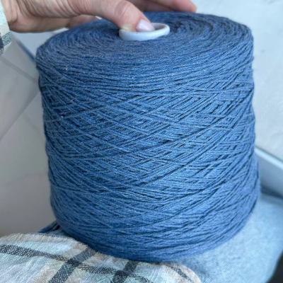 Бобина Setalino (50% шелк, 50% лен), 300 м. (9065 Azzurro, Деним лето)