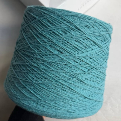 Бобина Bourrette Royalsilk (100% буретный шелк), 370 м. (TN 019, Яйцо дикобраза)