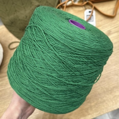 Бобина Cashmere 8/28 Todd&Duncan (100% кашемир), 350 м (5038314, Хамелеон)