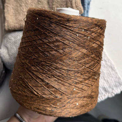 Бобина LINOSisik СИСИК  (72% лен, 20% шелк, 8% пайетки), 450 м. (8838, Жженая карамель)