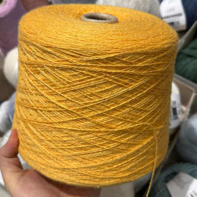 Бобина Sorrento by Filcom (70% кашемир, 30% шелк), 550 м (Sole, Мимоза)