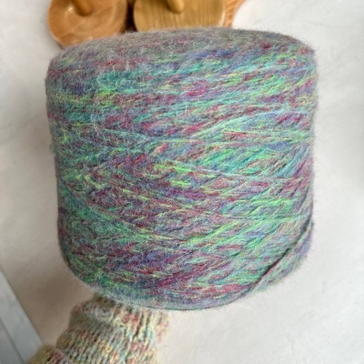 Бобина Soriano (45% беби альпака, 25% меринос, 30% Па), 375 м. (013, Утренняя роса)