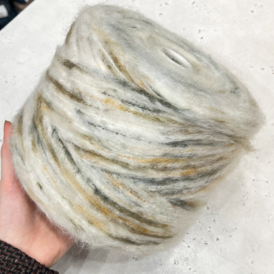 Бобина KAN (25% кидмохер, 15% меринос, 50% Пэ, 12% Па), 180 м. (1661, Корги)