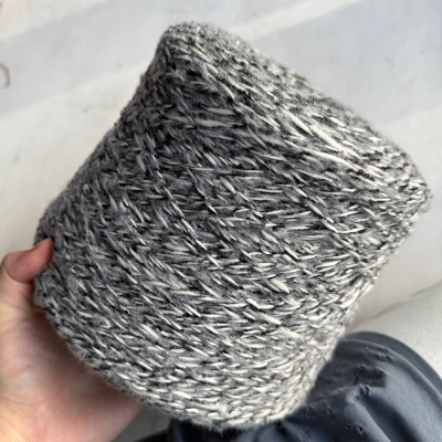 Бобина CHANEL Lollipop (91% меринос экстрафайн, 9% ПА), 190 м. (621395, Монохром)