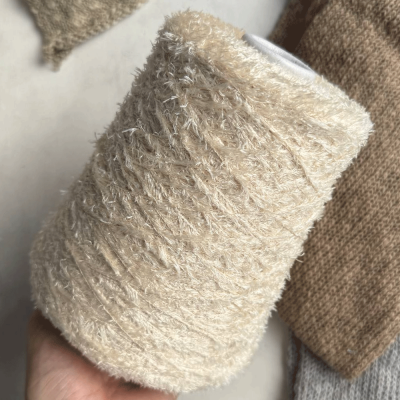 Бобина Latino (50% шелк, 50% вискоза), 480 м. (1582, Сливочное масло)