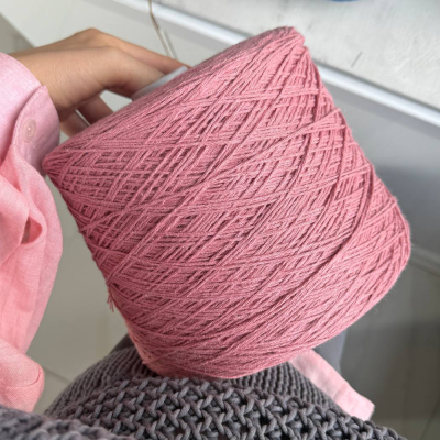 Бобина Setalino (50% шелк, 50% лен), 300 м. (9051 Rosa, Пыльная роза)