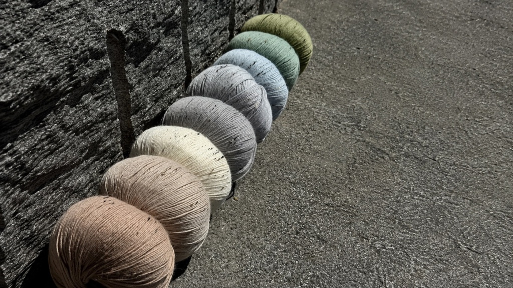 Особенности пряжи Lang Yarns Пряжа Lang Yarns в сложных сочетающихся оттенках