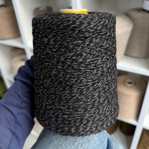 Бобина Twist Coarsehair by Loro Piana