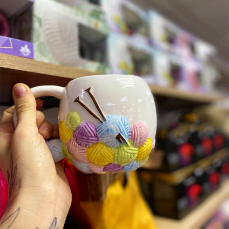 Кружка с клубочками Вязаная Бусяка Кружка с клубочками Вязаная Бусяка