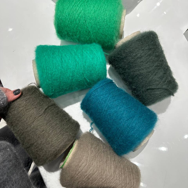 Бобина Louis Vuitton Stock