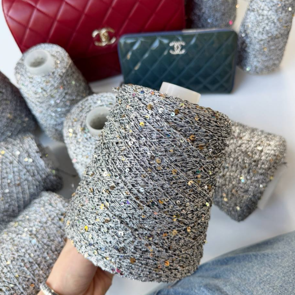 Бобина пайетки Chanel