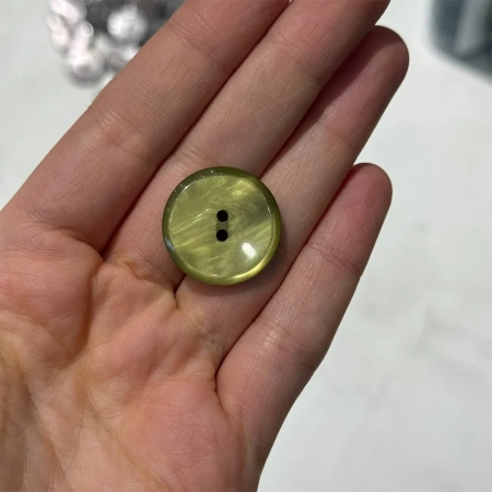 Пуговицы CONCEPT Mother of Pearl, размер 44, 28 мм (75315-044-COL.60, Олива)