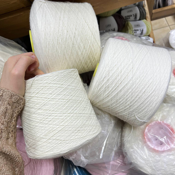 Бобина Angora 40 Zegna Baruffa 3/20