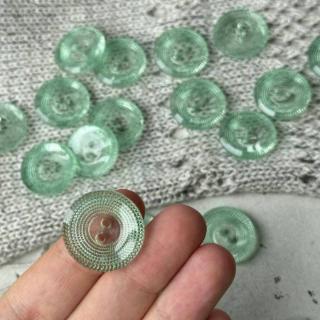 Пуговицы Sandra, размер 36