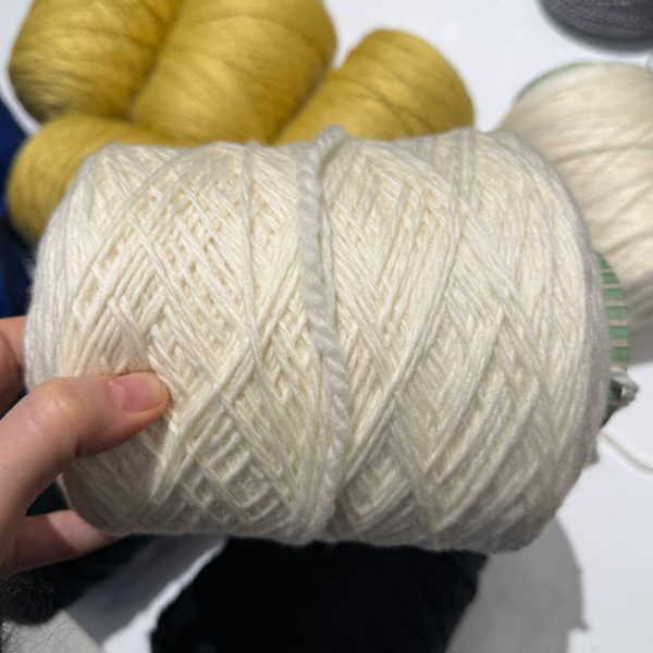 Бобина Louis Vuitton Stock