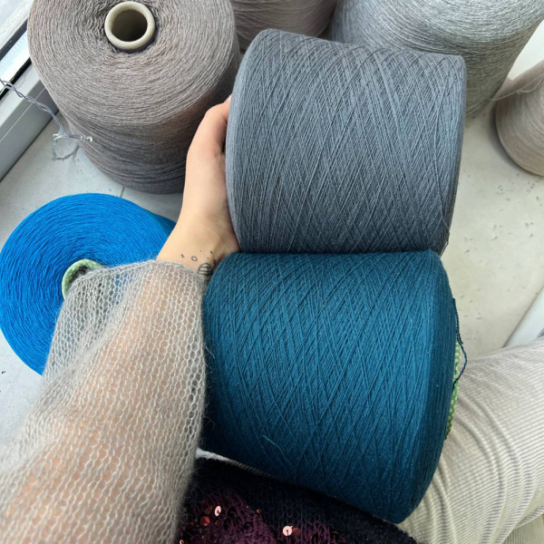 Бобина Cashmere 2/28 Carriaggi