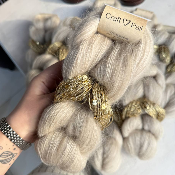 Косичка кидмохер на шелке Craft Pail