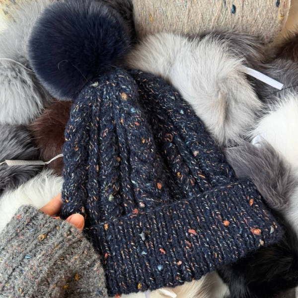 Стрим. Шапка Max Mara