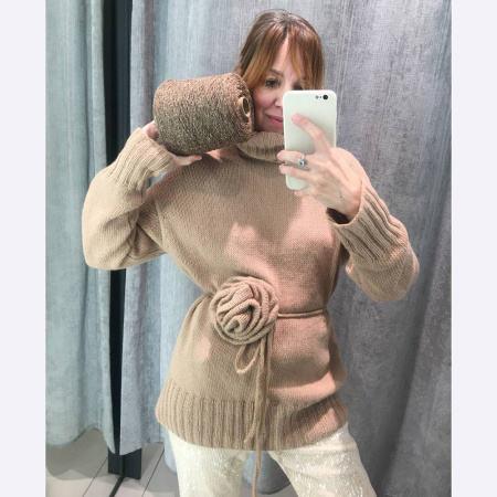 Доступ к онлайн-совместнику. Японское плечо + V-вырез