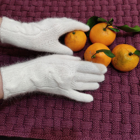 Доступ к онлайн-совместнику. Шапка + перчатки Loro Piana