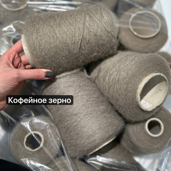 Бобина Louis Vuitton Stock