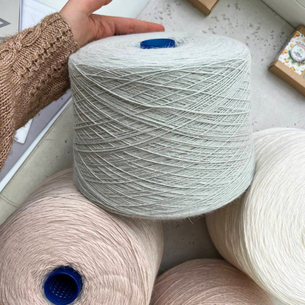 Бобина Angora 40 Zegna Baruffa 3/17