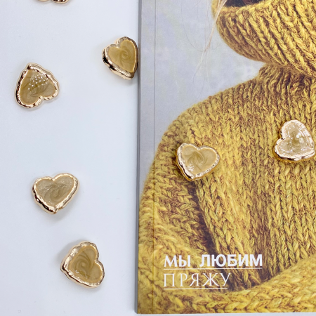 Пуговица CHANEL SS Сердце 23 мм