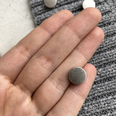 Пуговицы Sandra размер 18 Пуговицы Sandra размер 18