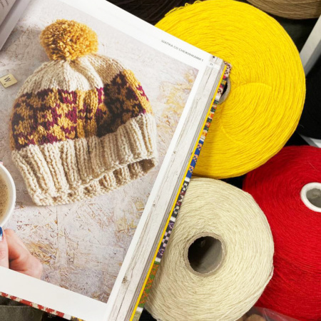 Книга Вязание Фэр-Айл. Практическое руководство по многоцветному жаккарду Моника Рассел