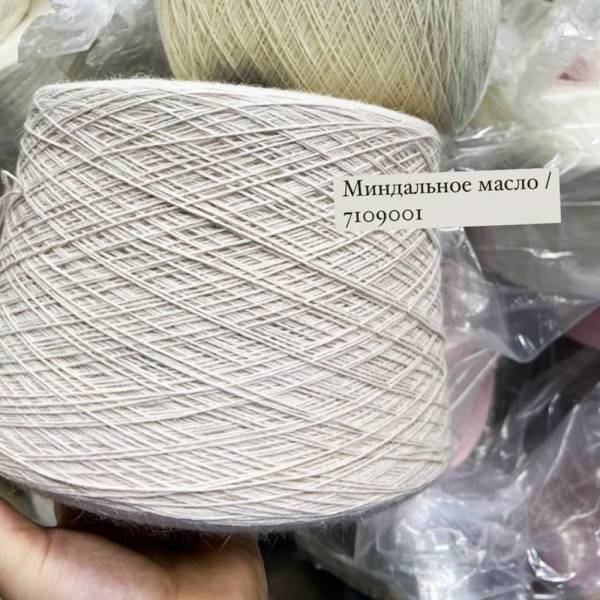 Бобина Angora 40 by Zegna Baruffa  Бобина Angora 40 by Zegna Baruffa