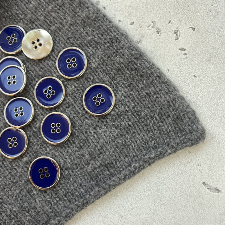 Пуговицы Sandra, размер 24, цвет 2/382