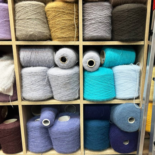 Бобина Ангора Angora Spiky Tweed Бобина Ангора Angora Spiky Tweed