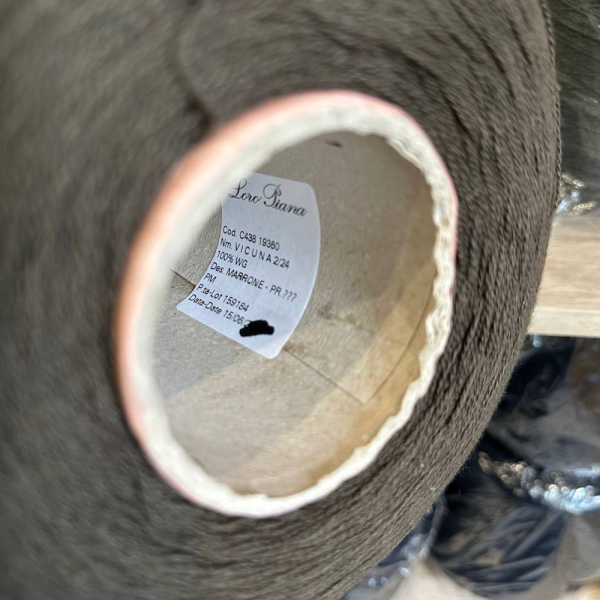 Бобина Vicuna Loro Piana