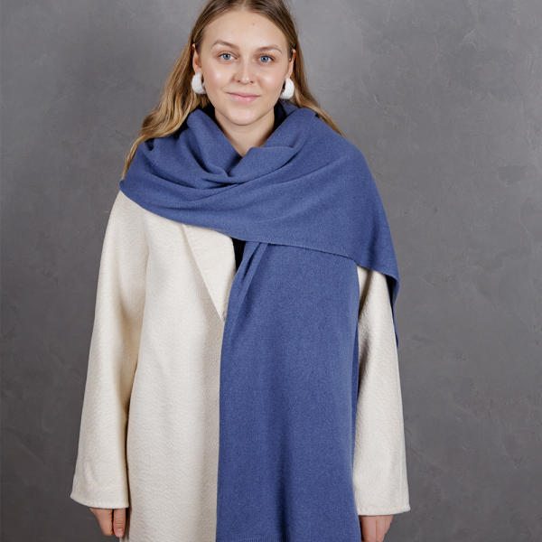 Кашемировый палантин by WoolDom, Левис